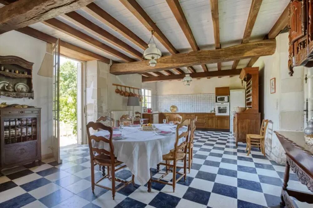   Le Castel - Maison familiale de charme du XVme sicle. Grand jardin Tlvision - Terrasse - Lave vaisselle - Lave linge - Accs Pays de la Loire, Montign-ls-Rairies (49430)