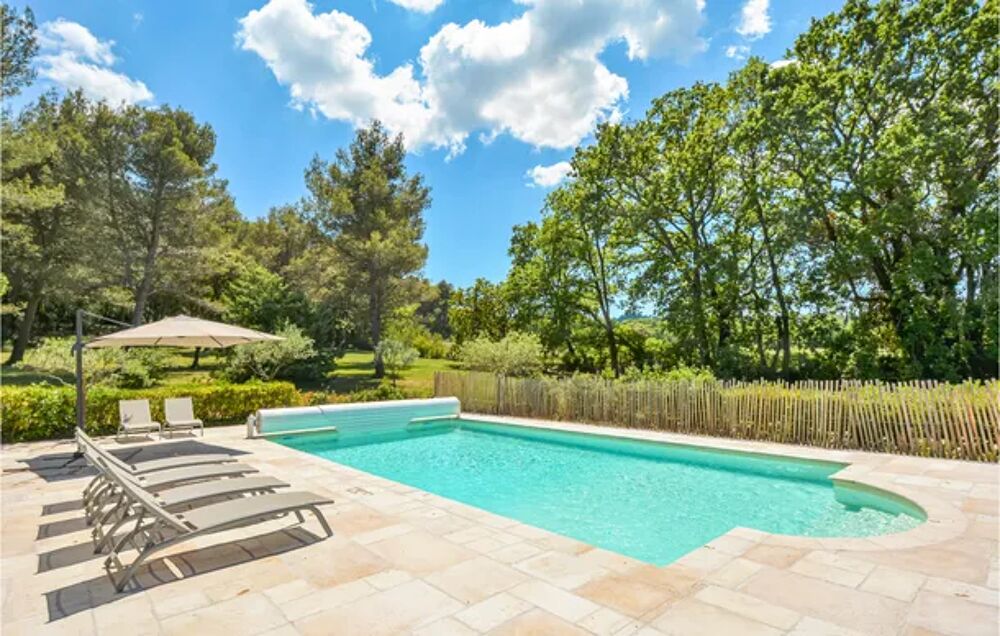   Beautiful home in Saint-Rmy-de-Provence with 4 Bedrooms, WiFi and Outdoor swimming pool Piscine prive - Alimentation < 850 m - Provence-Alpes-Cte d'Azur, Saint-Rmy-de-Provence (13210)