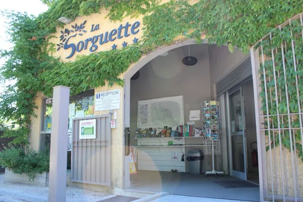   La Sorguette*** - Mobil-home Mistral / semaine Terrasse - Accs Internet - Jeux jardin Provence-Alpes-Cte d'Azur, L'Isle-sur-la-Sorgue (84800)