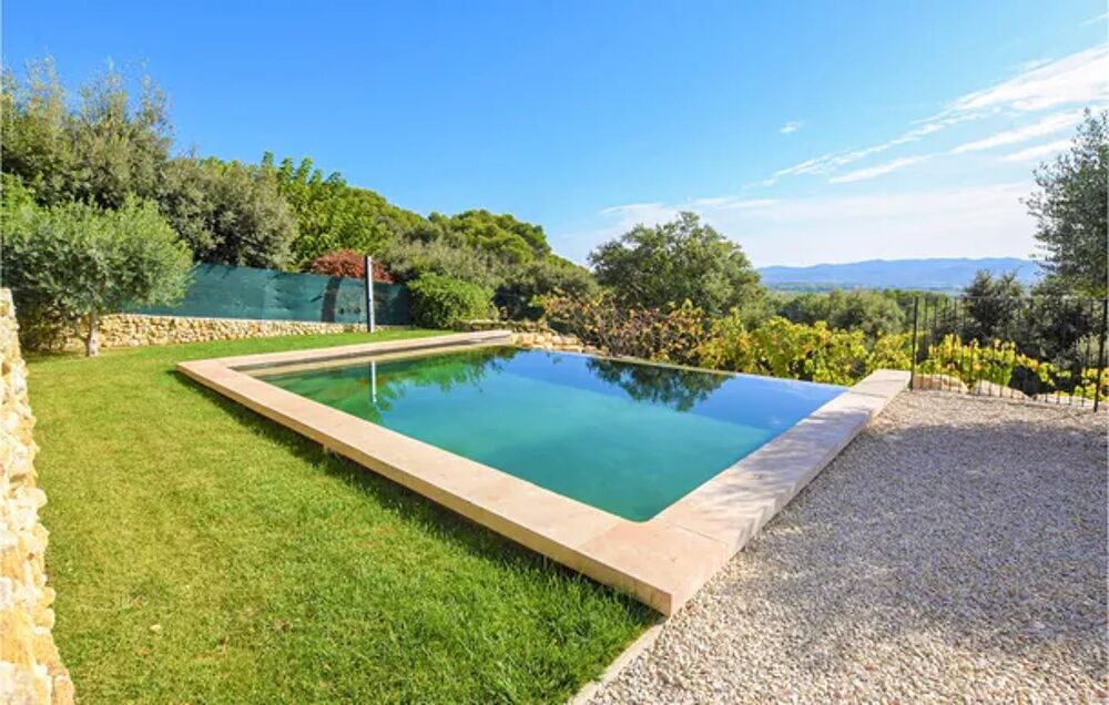   Nice home in Puget with WiFi, Heated swimming pool and Private swimming pool Piscine prive - Alimentation < 1 km - Tlvision - Provence-Alpes-Cte d'Azur, Puget (84360)