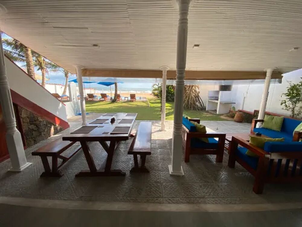   Tropical Beach House Hikkaduwa Piscine prive - Terrasse - Balcon - Vue mer - place de parking en interieur Sri Lanka, Hikkaduwa West