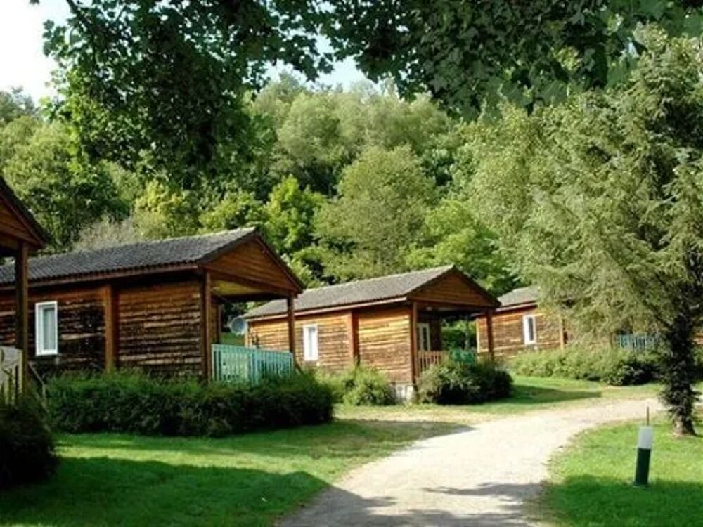   Camping Au Bois de Calais - OISEAU Piscine collective - Terrasse - Salon jardin Limousin, Corrze (19800)