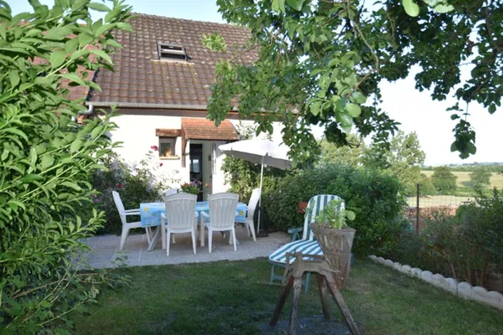   Maison de vacances Vignol Piscine prive - Tlvision - Terrasse - place de parking en extrieur - Lave linge Bourgogne, Vignol (58190)