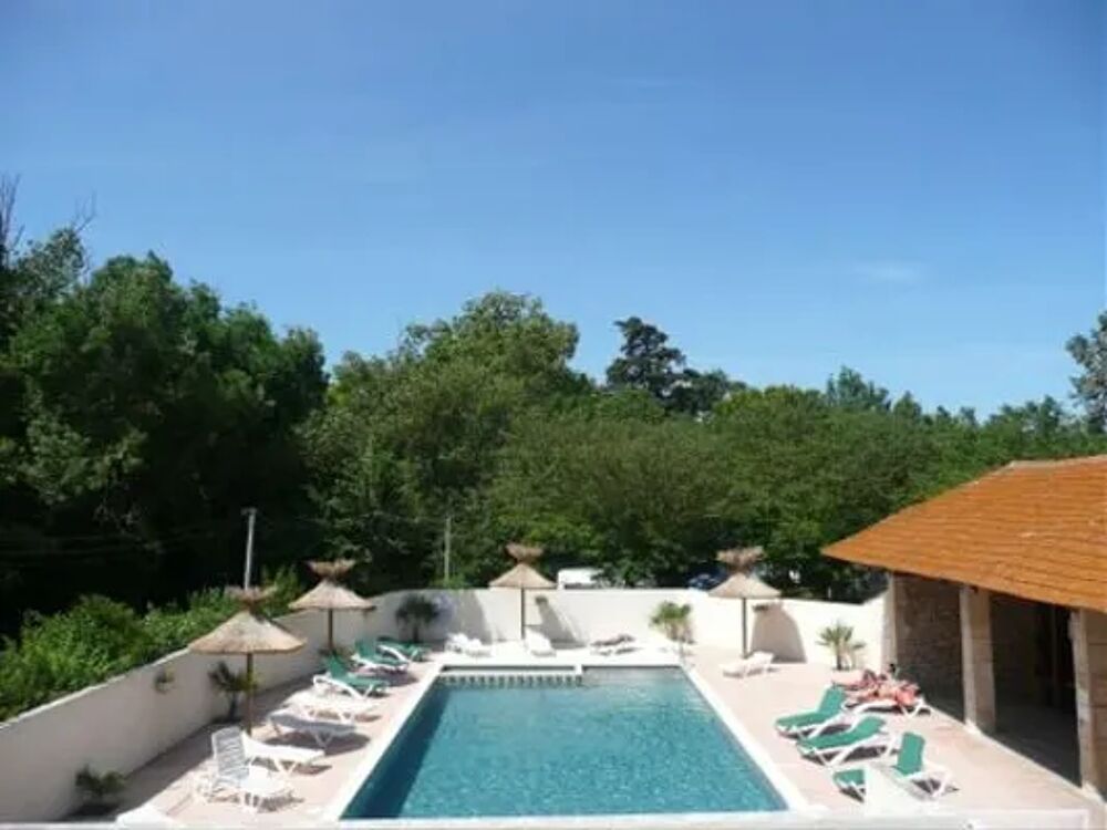   Camping Saint Gabriel - 3 CHAMBRES Piscine collective - Terrasse - Barbecue - Salon jardin - Transats Provence-Alpes-Cte d'Azur, Tarascon (13150)