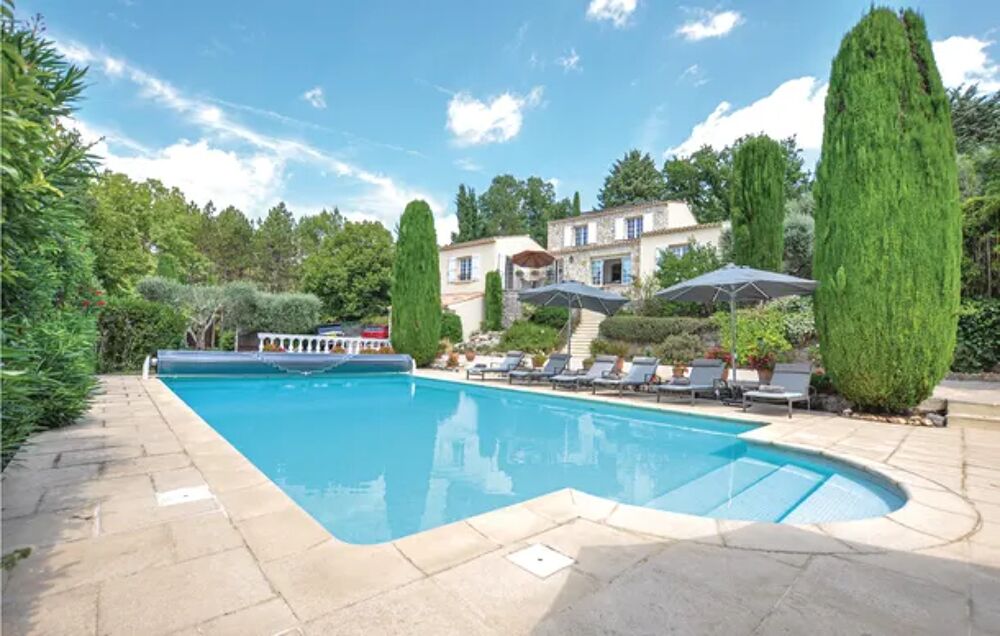   Stunning home in Montauroux with Private swimming pool, Indoor swimming pool and WiFi Piscine collective - Piscine prive - Alim Provence-Alpes-Cte d'Azur, Montauroux (83440)