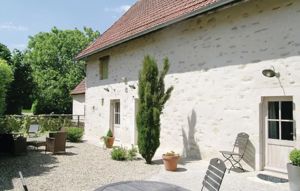   Nice home in RUFFEY LES BEAUNE with 2 Bedrooms and WiFi Tlvision - Terrasse - place de parking en extrieur - Lave vaisselle - Bourgogne, Ruffey-ls-Beaune (21200)