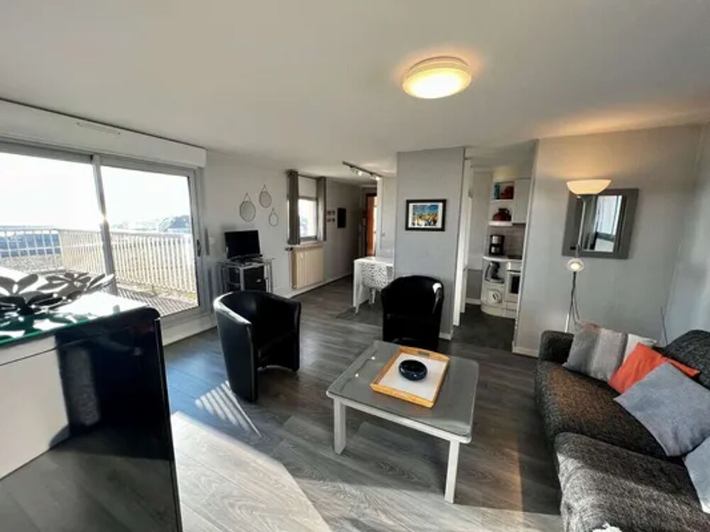   DAUPHINS Quiberon - appartement 2 pices avec coin cabine Plage < 100 m - Centre ville < 100 m - Tlvision - Balcon - Vue mer Bretagne, Quiberon (56170)