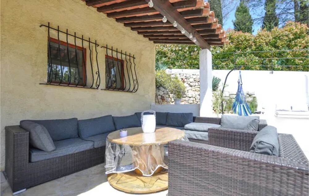   Amazing home in Peymeinade with Outdoor swimming pool, Private swimming pool and 4 Bedrooms Piscine prive - Alimentation < 1 km Provence-Alpes-Cte d'Azur, Peymeinade (06530)