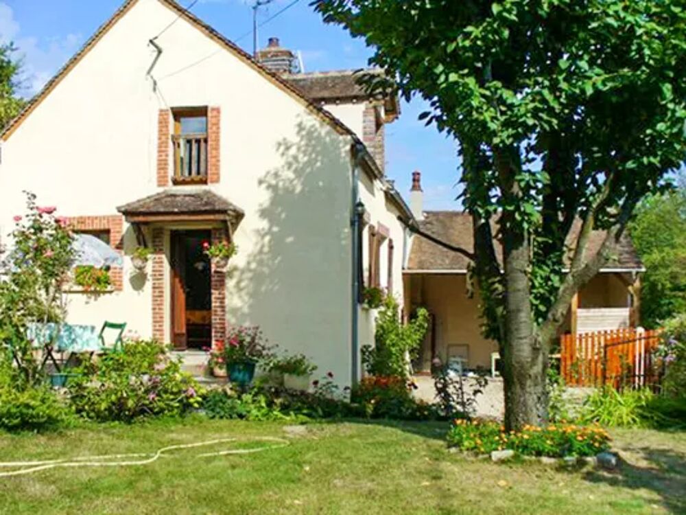   Maison pour 7 pers. avec jardin et terrasse  Villeuneuve sur Yonne Tlvision - Terrasse - Balcon - Vue montagne - place de par Bourgogne, Villeneuve-sur-Yonne (89500)
