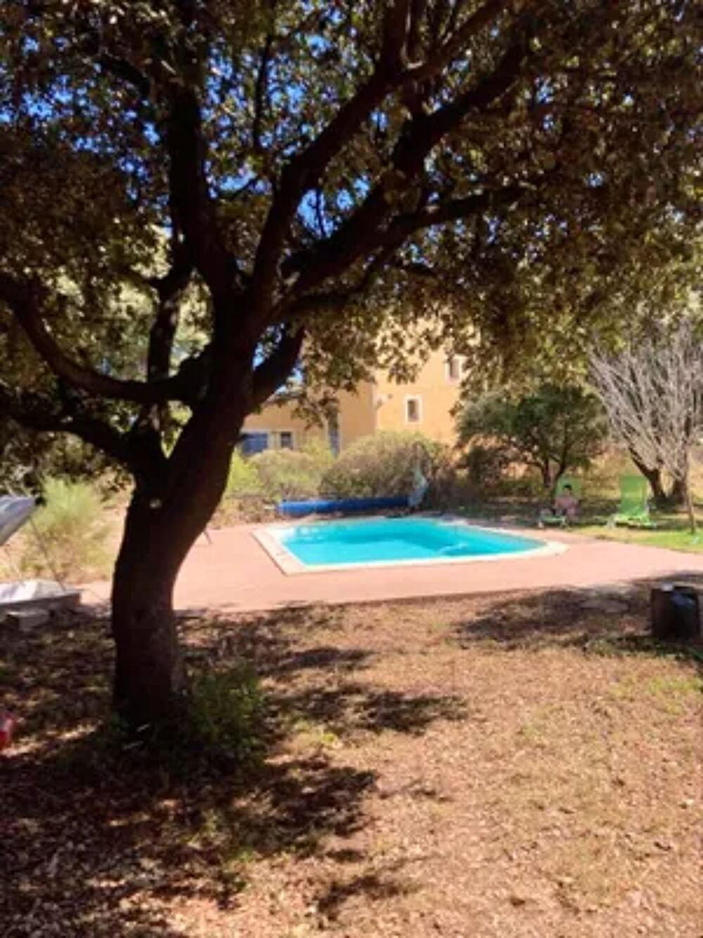   Superbe chalet pour 2 pers. avec piscine partage  Cornillon-Confoux Piscine collective - Terrasse - place de parking en extri Provence-Alpes-Cte d'Azur, Cornillon-Confoux (13250)