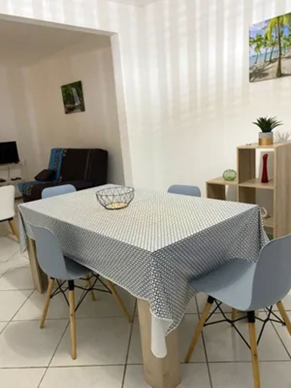   Appartement  5 km de la plage pour 6 pers. avec jardin  Le Gosier Plage < 5 km - Tlvision - Terrasse - place de parking en e DOM-TOM, Le Gosier (97190)