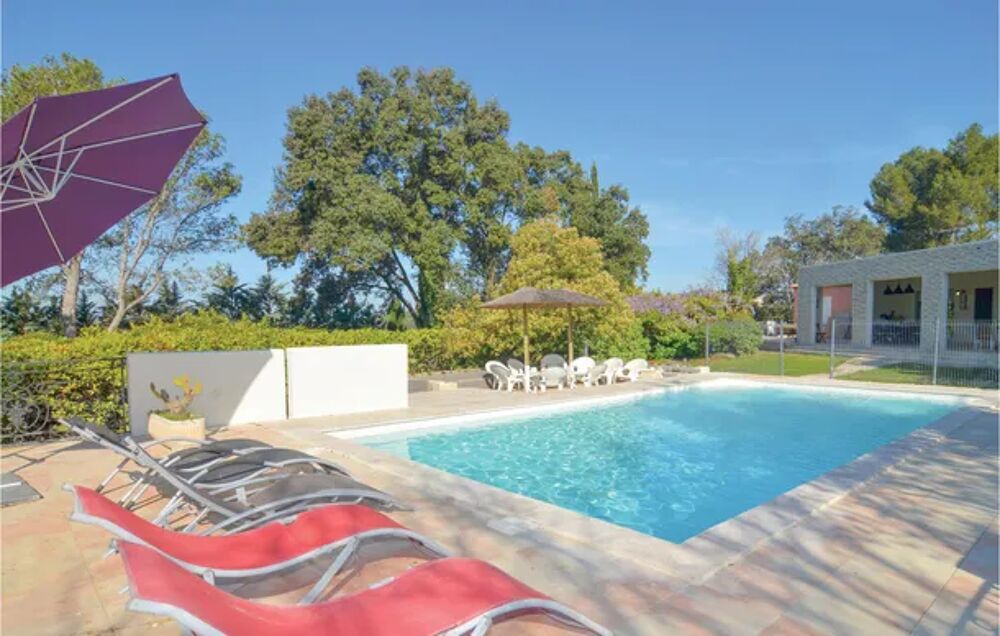   Nice home in Aubais with 6 Bedrooms, WiFi and Outdoor swimming pool Piscine prive - Alimentation < 300 m - Tlvision - Terrass Languedoc-Roussillon, Aubais (30250)