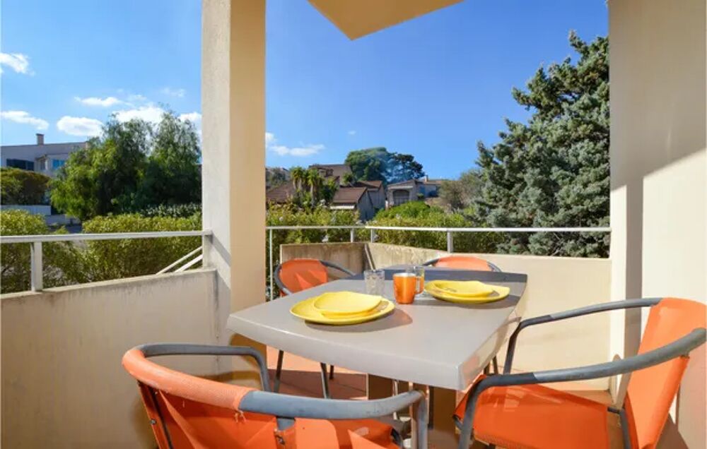   Nice apartment in Monticello with 1 Bedrooms Plage < 350 m - Alimentation < 2 km - Tlvision - Terrasse - Lave linge Corse, Monticello (20220)