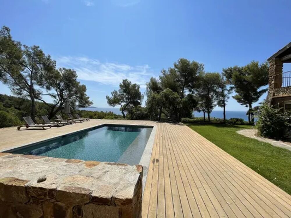   villa 12 personnes Piscine prive - Tlvision - Balcon - place de parking en extrieur - Lave vaisselle Provence-Alpes-Cte d'Azur, Cavalaire-sur-Mer (83240)