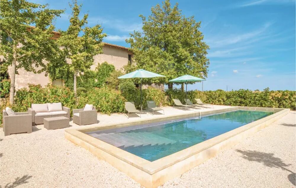   Stunning home in St. Gilles with 4 Bedrooms, WiFi and Outdoor swimming pool Piscine prive - Tlvision - Terrasse - place de pa Languedoc-Roussillon, Saint-Gilles (30800)