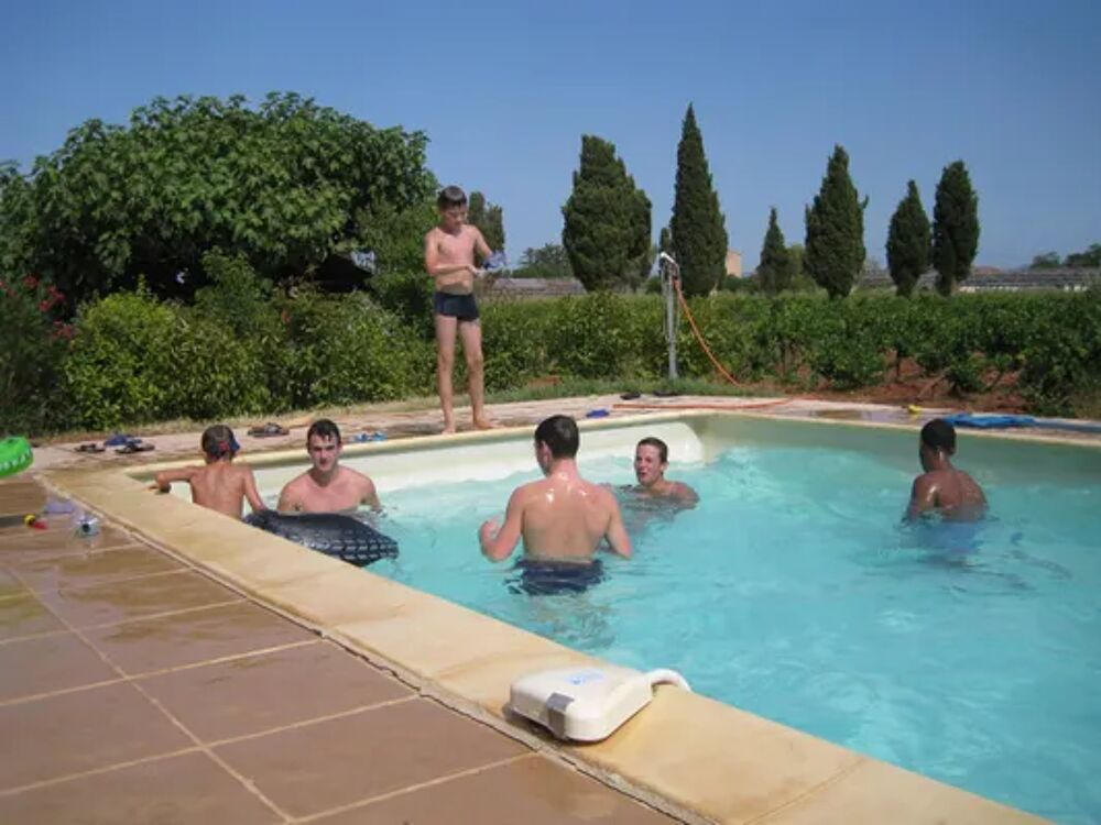   Villa au calme avec piscine Piscine prive - Alimentation < 2 km - Tlvision - Terrasse - place de parking en interieur Provence-Alpes-Cte d'Azur, Le Luc (83340)