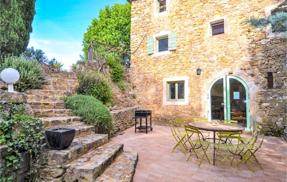   Beautiful home in La Roque sur Cze with Outdoor swimming pool and 4 Bedrooms Piscine collective - Tlvision - Vue exceptionnel Languedoc-Roussillon, La Roque-sur-Cze (30200)