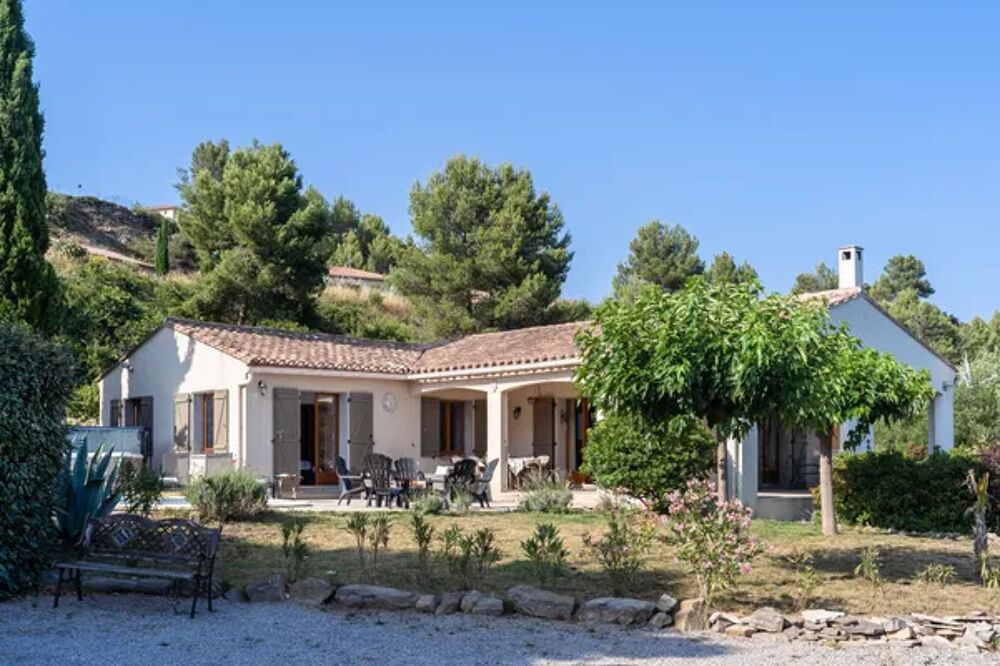   Villa Les Veinards Piscine prive - Alimentation < 2 km - Tlvision - Terrasse - place de parking en extrieur Languedoc-Roussillon, Beaufort (34210)