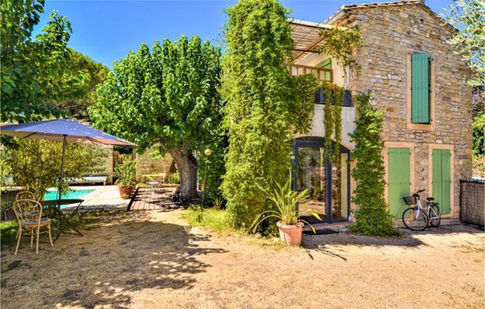   Nice home in Montaren et St with WiFi, Swimming pool and 1 Bedrooms Piscine collective - Tlvision - Terrasse - Lave vaisselle Languedoc-Roussillon, Montaren-et-Saint-Mdiers (30700)