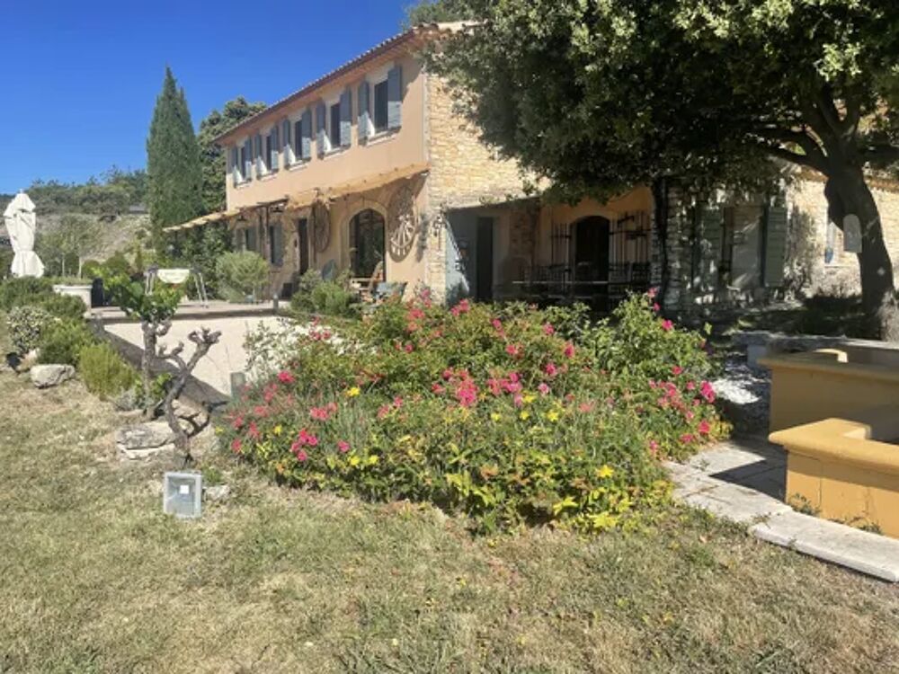   appartement 10 personnes Piscine prive - Tlvision - Terrasse - place de parking en extrieur - Lave vaisselle Provence-Alpes-Cte d'Azur, Murs (84220)