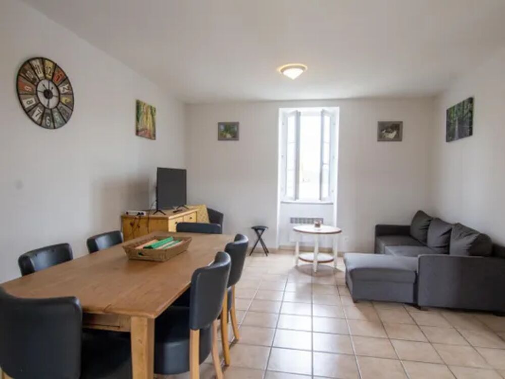   appartement 5 personnes Tlvision - Terrasse - place de parking en extrieur - Lave vaisselle - Lave linge Aquitaine, Saint-Mesmin (24270)