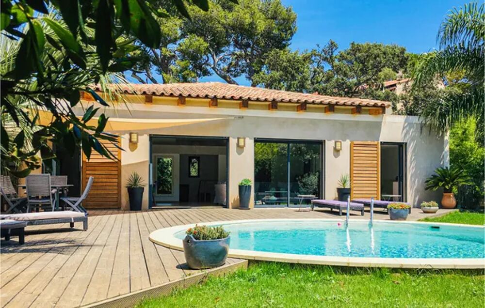   Amazing home in Giens with 3 Bedrooms, WiFi and Outdoor swimming pool Piscine prive - Plage < 500 m - Alimentation < 200 m - T Provence-Alpes-Cte d'Azur, Giens (83400)