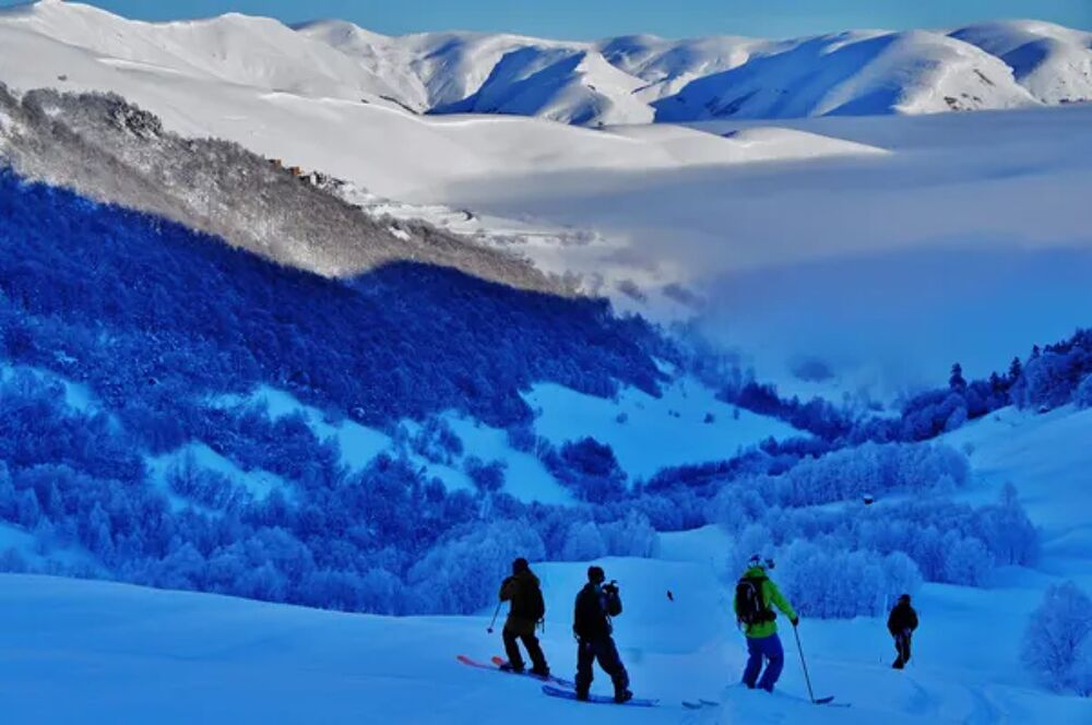   CORNEILLES Pistes de ski < 100 m - Centre ville < 100 m - Tlvision - Balcon - Local skis Midi-Pyrnes, Arreau (65240)