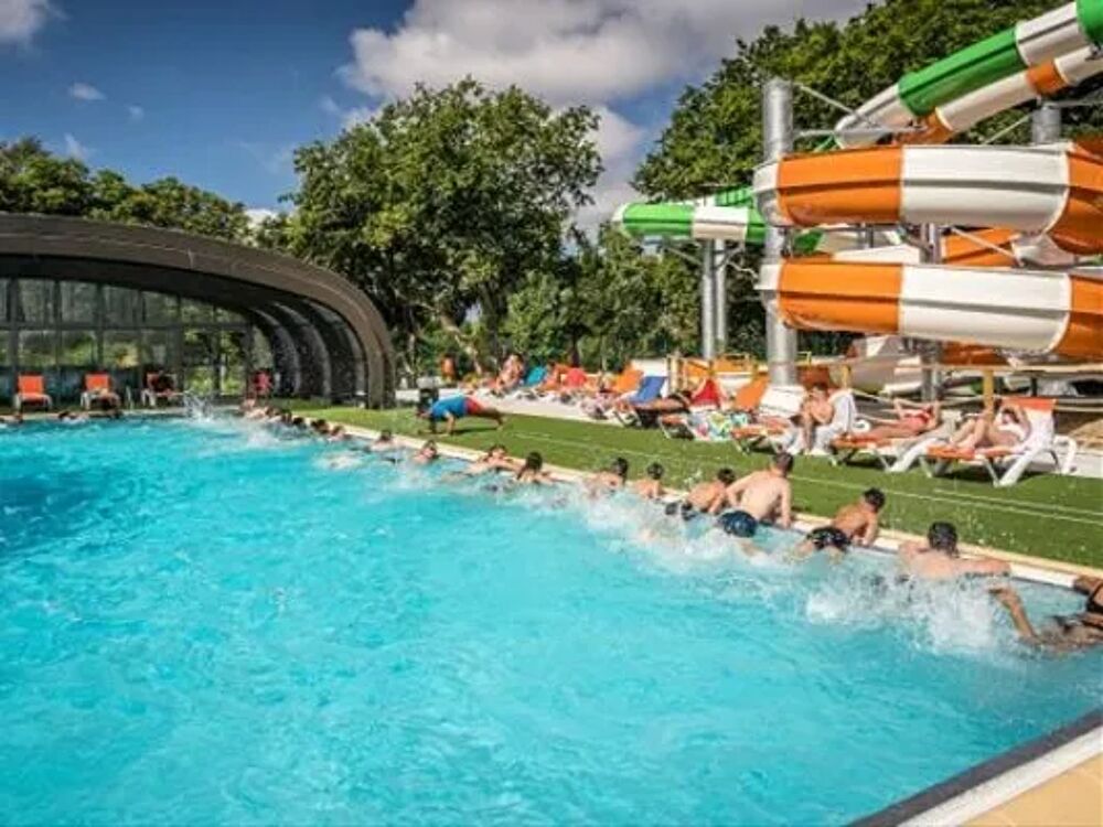   Camping Les Ajoncs d'Or - Evasion 2 chambres - TV Piscine couverte - Plage < 5 km - Terrasse - Club enfants - place de parking e Pays de la Loire, La Baule-Escoublac (44500)