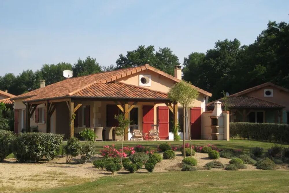   FranceComfort Domaine Les Forges 1 Piscine collective - Centre ville < 2 km - Tlvision - Terrasse - Lave vaisselle Poitou-Charentes, Les Forges (79340)