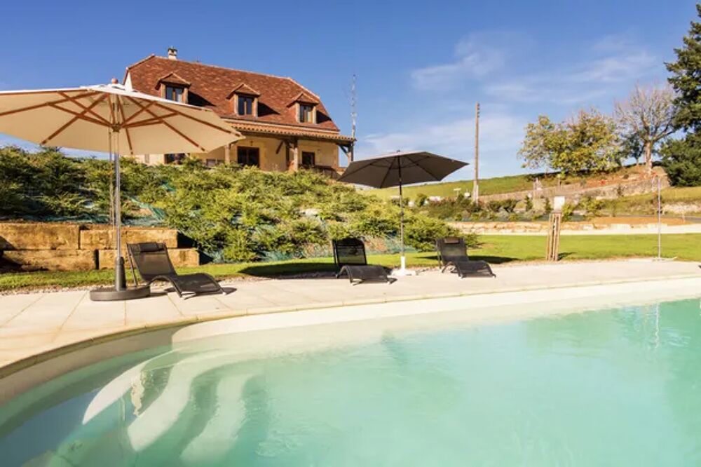   Villa Montignac Piscine prive - Alimentation < 1 km - Tlvision - Terrasse - Lave vaisselle Aquitaine, Montignac (24290)