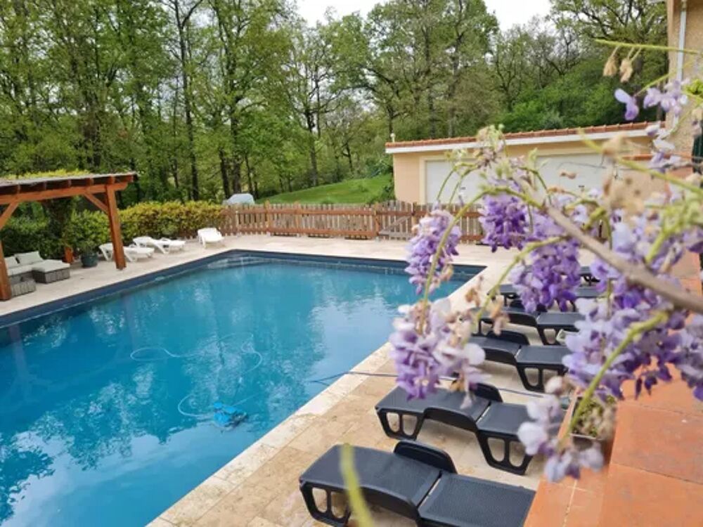   Appartement pour 8 pers. avec piscine partage et jardin  Maurens Piscine collective - Tlvision - Terrasse - place de parking Midi-Pyrnes, Maurens (32200)