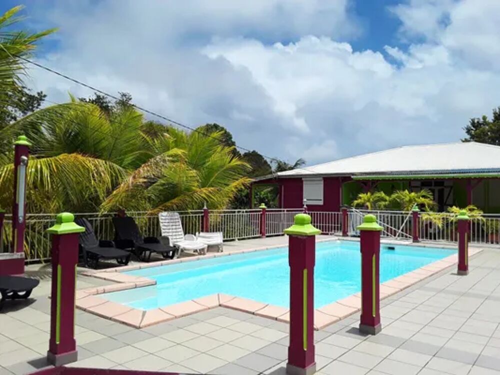   Appartement  6 km de la plage pour 2 pers. avec piscine partage Piscine collective - Tlvision - Balcon - place de parking en DOM-TOM, Sainte-Anne (97180)