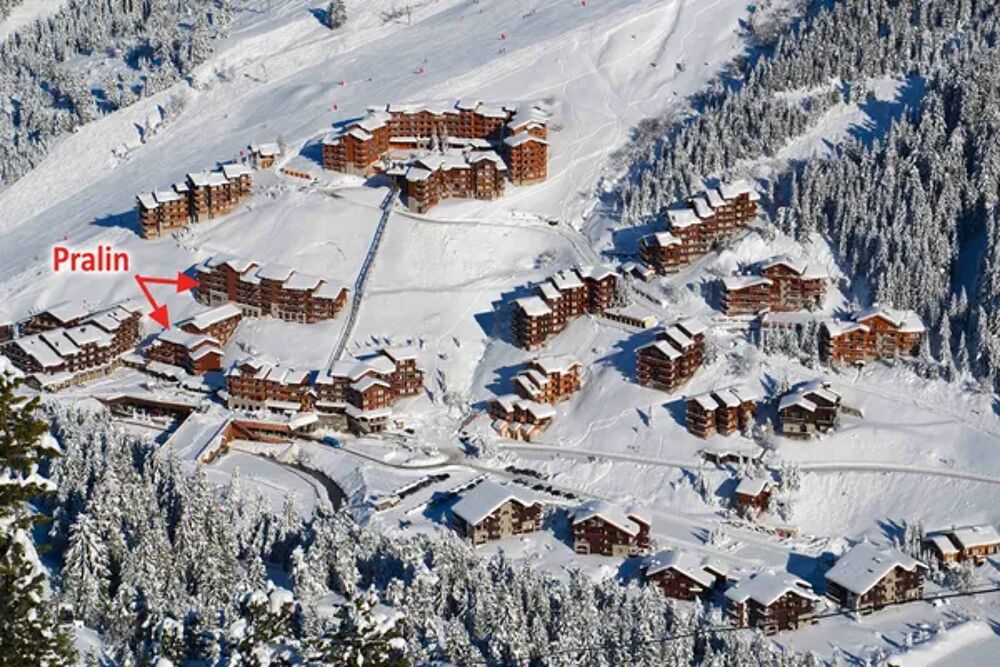   Pistes de ski < 100 m - Centre ville < 500 m - Tlvision - Balcon - Local skis Rhne-Alpes, Les Allues (73550)