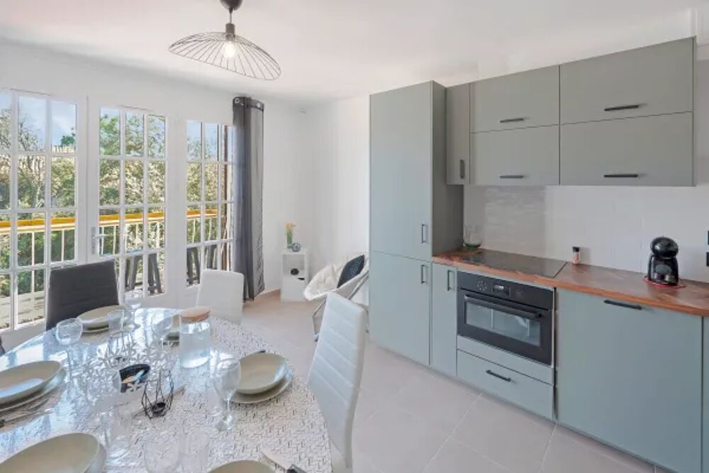   Appartement Nid du Golf I Electio Terrasse - Balcon - place de parking en extrieur - Lave vaisselle - Accs Internet Provence-Alpes-Cte d'Azur, Grimaud (83310)