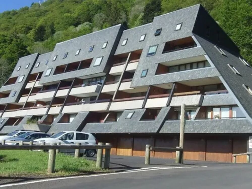   appartement 5 personnes Tlvision - Terrasse - place de parking en extrieur - Ascenseur - Table et chaises de jardin Auvergne, Mont-Dore (63240)