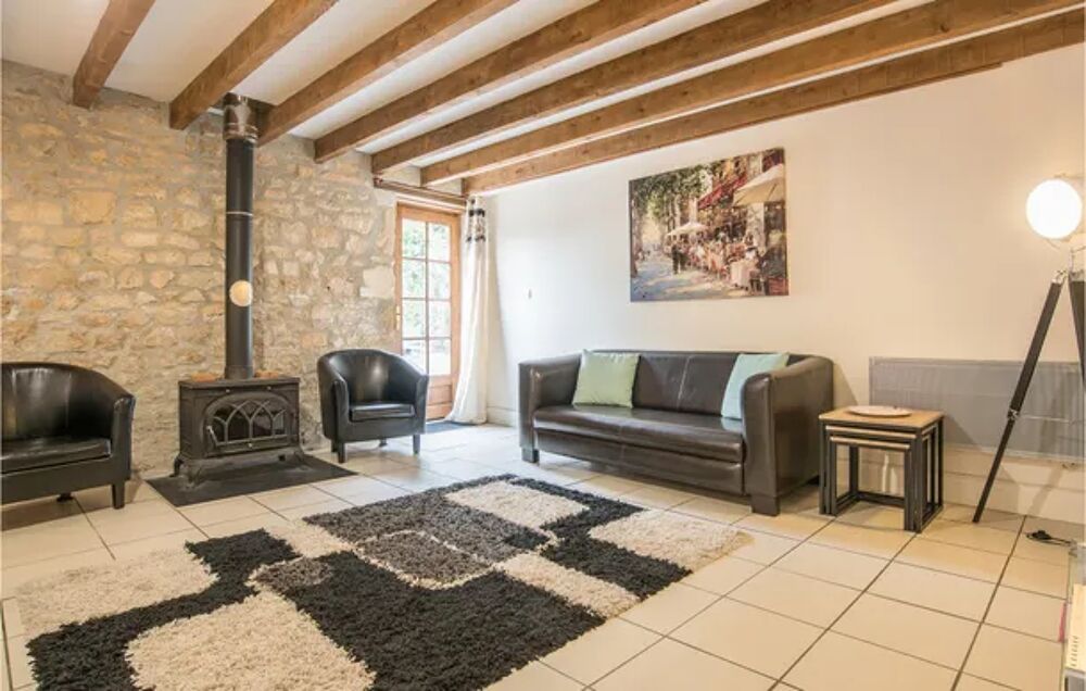   Nice home in Nanclars with 2 Bedrooms, WiFi and Outdoor swimming pool Piscine collective - Tlvision - Terrasse - place de park Poitou-Charentes, Nanclars (16230)