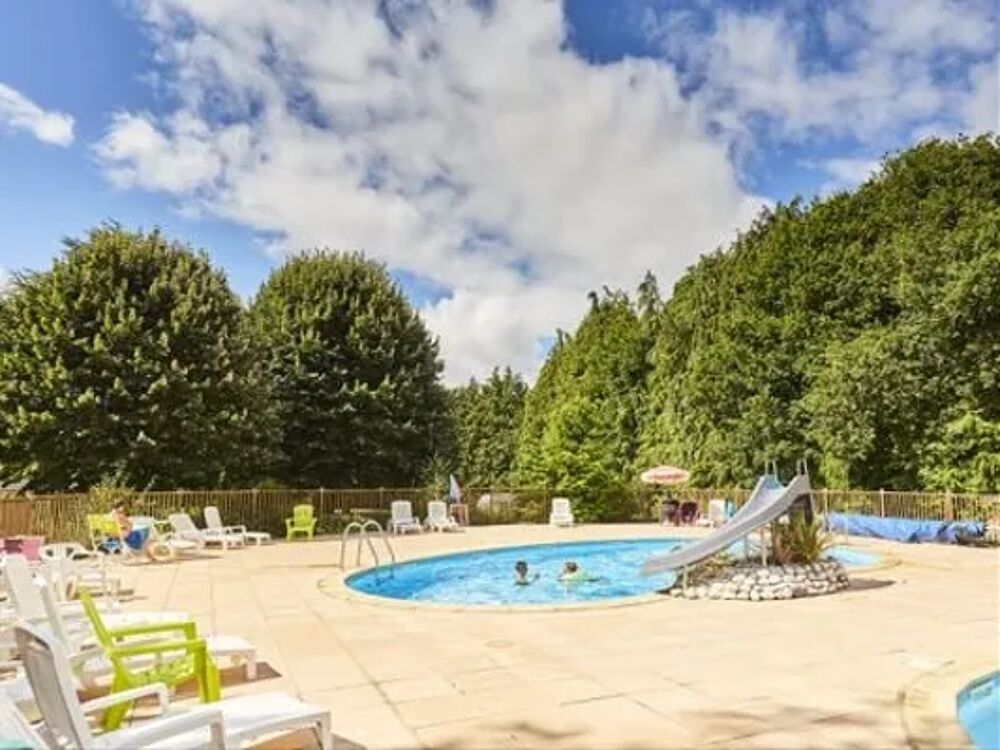   Camping Le Clos du Blavet - CANELLE Piscine collective - Terrasse - place de parking en extrieur - Barbecue - Salon jardin Bretagne, Bieuzy (56310)