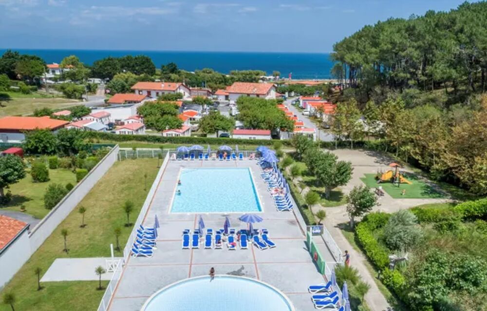   Rsidence Prestige Domaine Iratzia Piscine collective Aquitaine, Saint-Jean-de-Luz (64500)