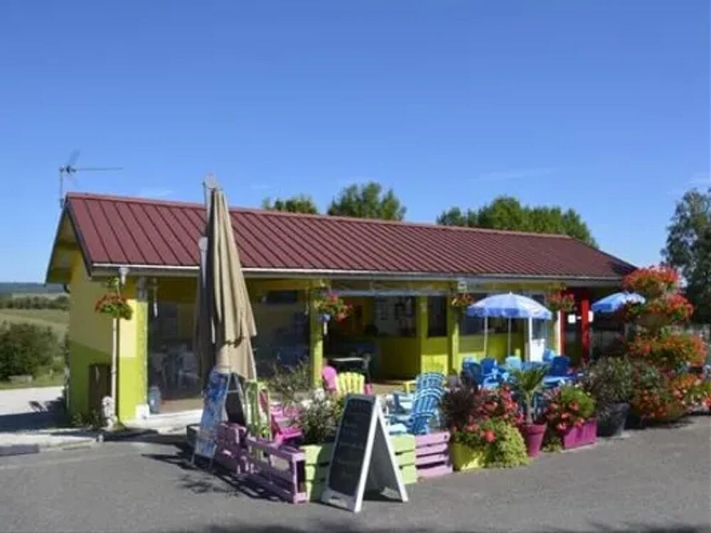   Camping Le Montmorency - Coco Sweet 1 chambre Terrasse - place de parking en extrieur - Salon jardin Champagne-Ardenne, Bourbonne-les-Bains (52400)