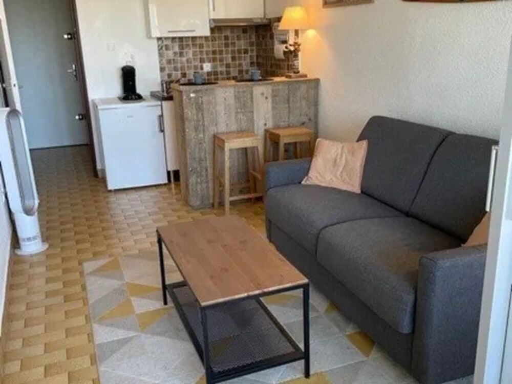   appartement 4 personnes Tlvision - Terrasse - Lave linge - Table et chaises de jardin Languedoc-Roussillon, Port Camargue (30240)