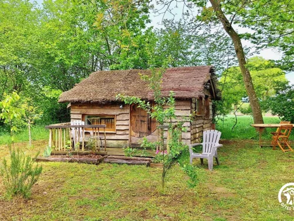   maison 2 personnes Terrasse - place de parking en extrieur - Sche linge - Table et chaises de jardin - Lit bb Pays de la Loire, Montenay (53500)