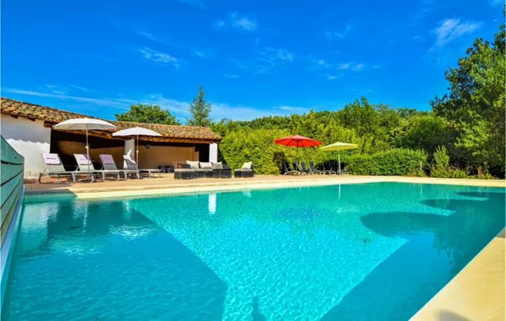   Beautiful home in La Roque sur Cze with Outdoor swimming pool and 2 Bedrooms Piscine collective - Tlvision - Terrasse - Vue e Languedoc-Roussillon, La Roque-sur-Cze (30200)