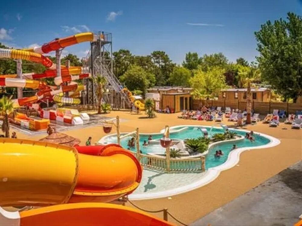   Camping Riez  la vie - Evasion (MAX 4 adultes + 2 enfants) Piscine couverte - Piscine collective - Sauna - Hammam - Plage < 1 k Pays de la Loire, Saint-Hilaire-de-Riez (85270)