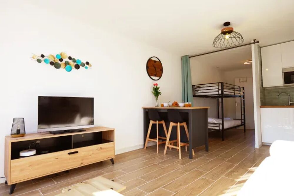   Appartement lumineux  Palavas-les-Flots - Welkeys Piscine collective - Tlvision - place de parking en extrieur - Lave linge Languedoc-Roussillon, Palavas-les-Flots (34250)