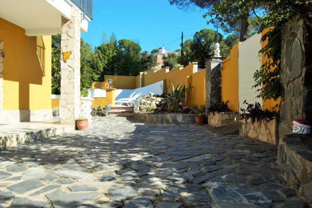   Villa Doris Piscine prive - Alimentation < 2 km - Tlvision - Terrasse - Balcon Espagne, Lloret de Mar