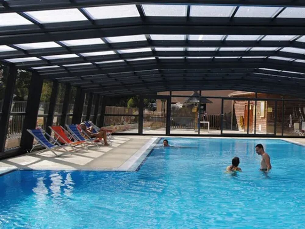   Camping Le Val de Coise 4*- Bungalow classique 2 chambres 5 personnes, 25m Piscine collective - Terrasse - Accs Internet - Bar Rhne-Alpes, Saint-Galmier (42330)