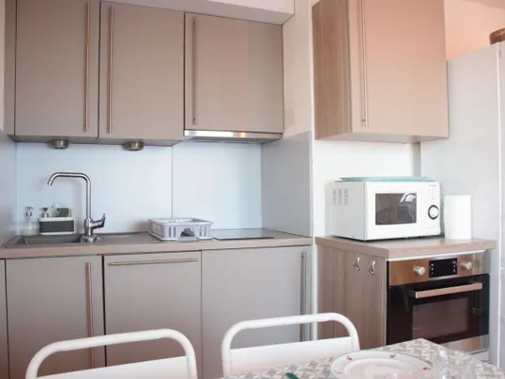   appartement 4 personnes Tlvision - Terrasse - place de parking en extrieur - Lave vaisselle - Lave linge Rhne-Alpes, vian-les-Bains (74500)