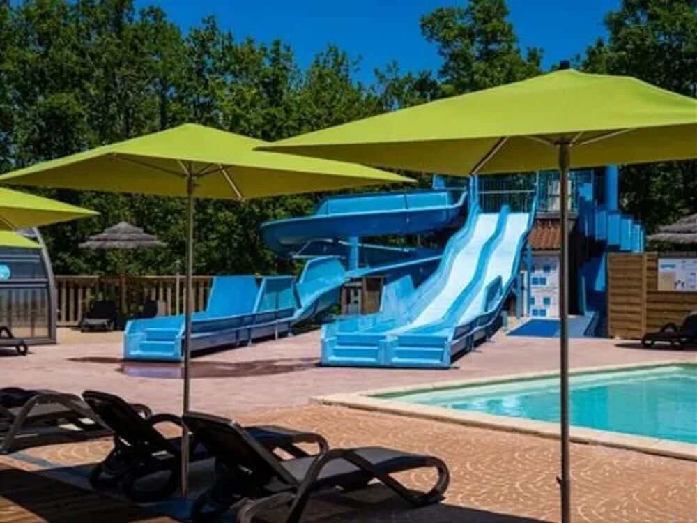   Camping Romane - Lou Castel - Mobil-Home CONFORT 1 chambre - 1SDB Piscine couverte - Piscine collective - Terrasse - place de p Aquitaine, Castelnaud-la-Chapelle (24250)