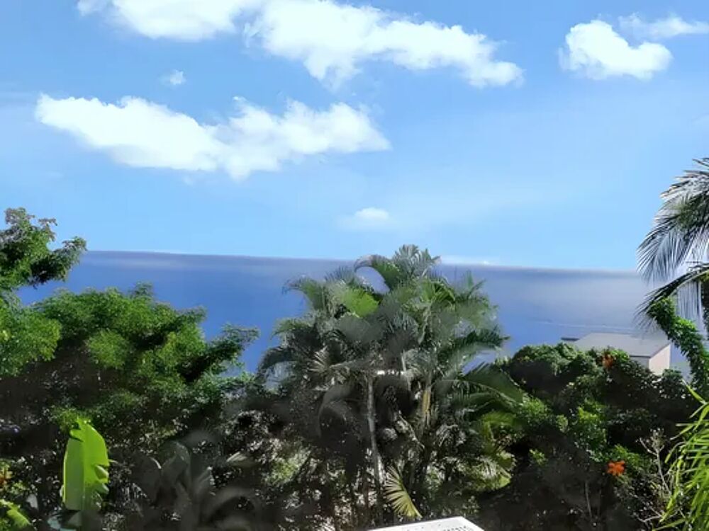   Studio pour 2 pers. avec vue sur la mer et terrasse  La Possession Tlvision - Terrasse - Vue mer - place de parking en extri DOM-TOM, La Possession (97419)