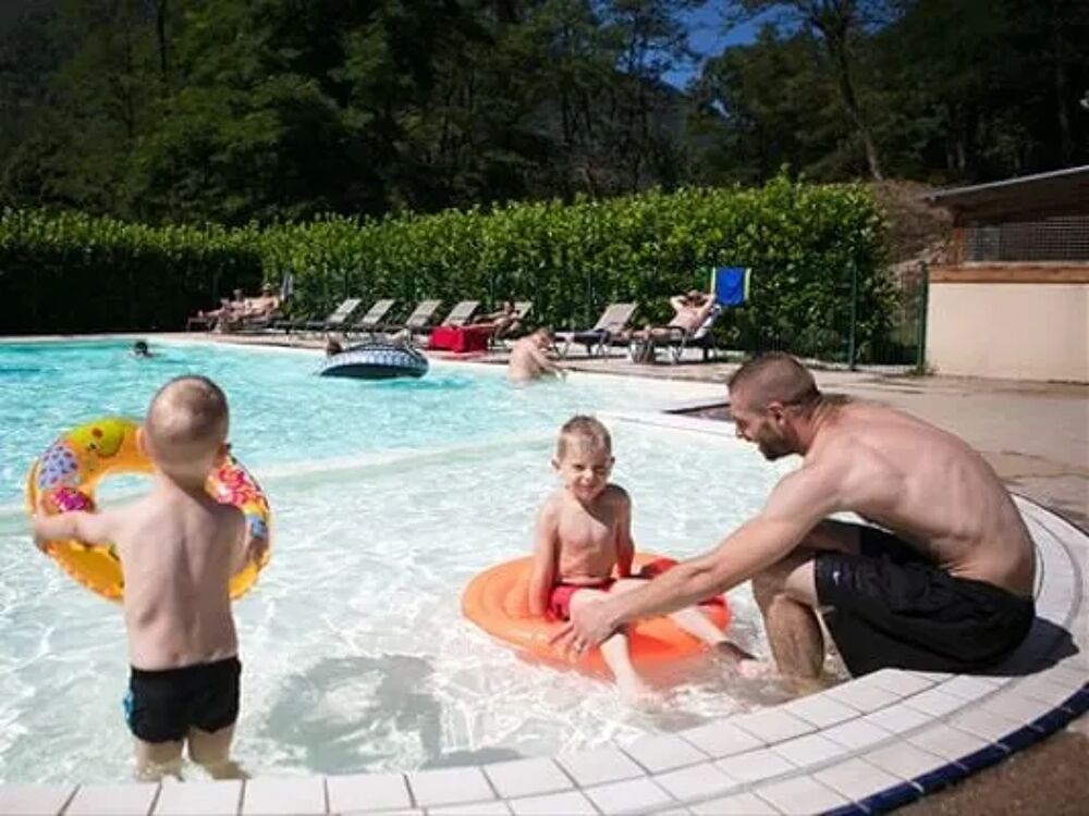   Camping le Malazou (Wellness Sport Camping) - CHALET DES AMIS 4/5 personnes Terrasse bois Piscine collective - Terrasse - Barbe Midi-Pyrnes, Ax-les-Thermes (09110)